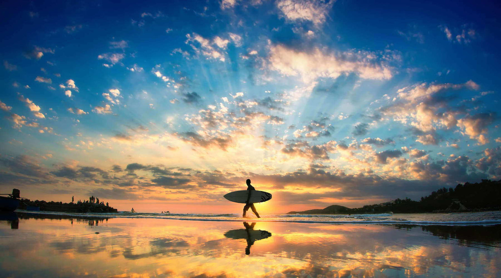 Getting into surfing - 8 tips from a wave riding addict