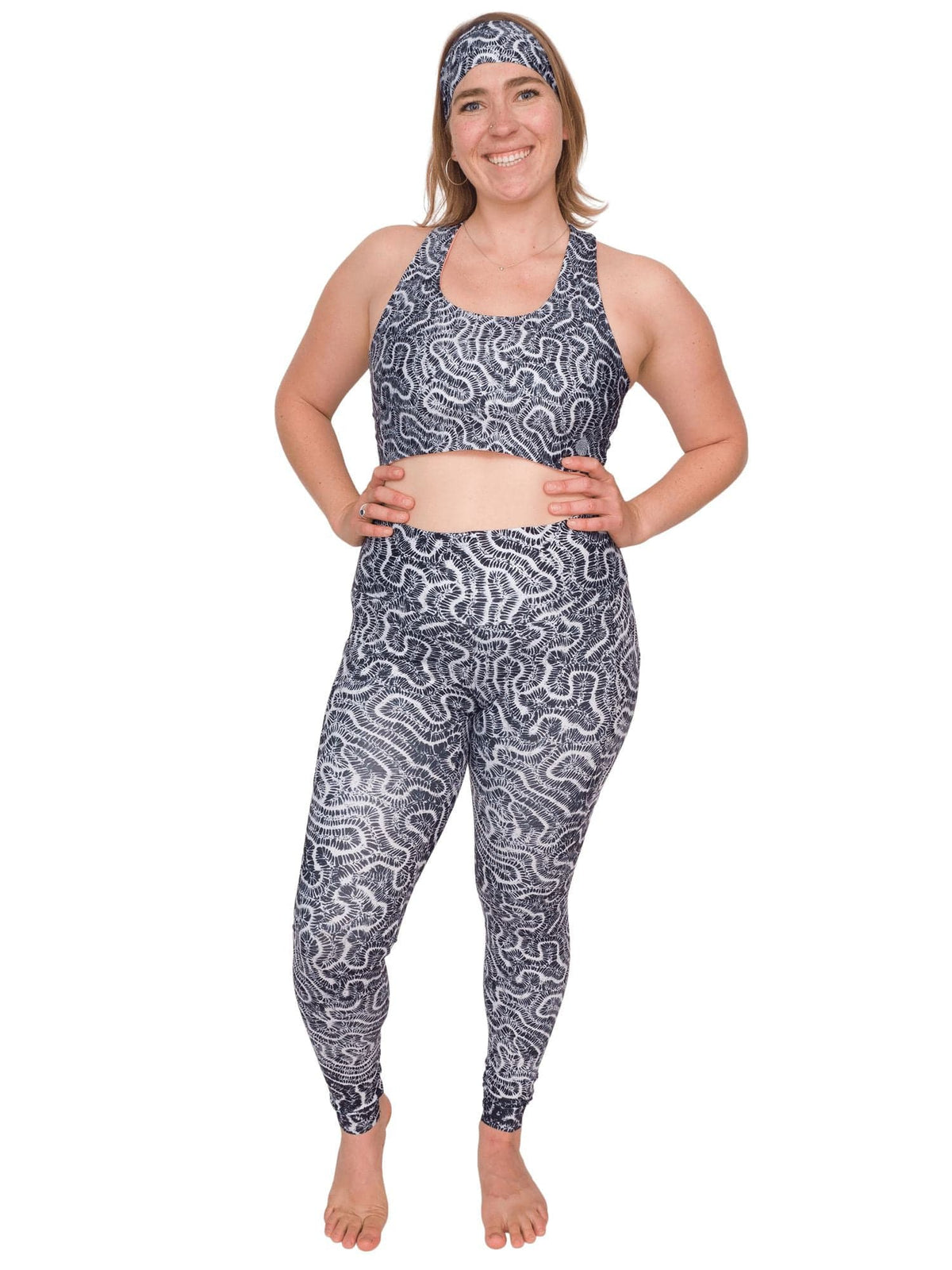 Model: Erin is a yoga instructor and coral restoration scientist. She is 5&#39;9&quot;, 170lbs, and is wearing a size L Reversible Top and Legging.