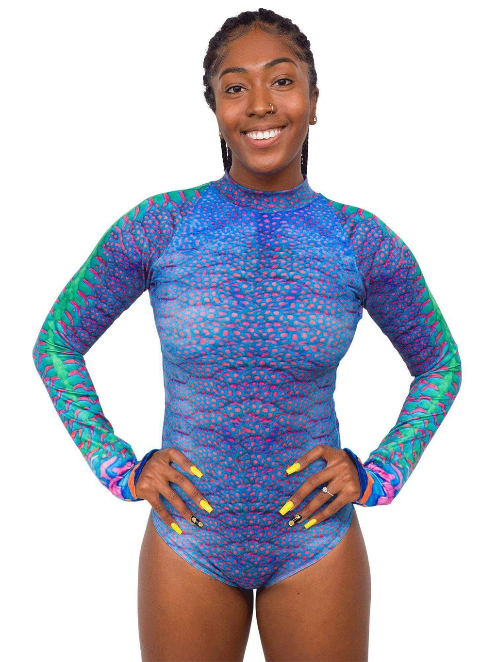 Model: Carlee is a shark & sea turtle scientist and co-founder of Minorities in Shark Sciences. She is 5'7", 145 lbs, 36C and is wearing a M.