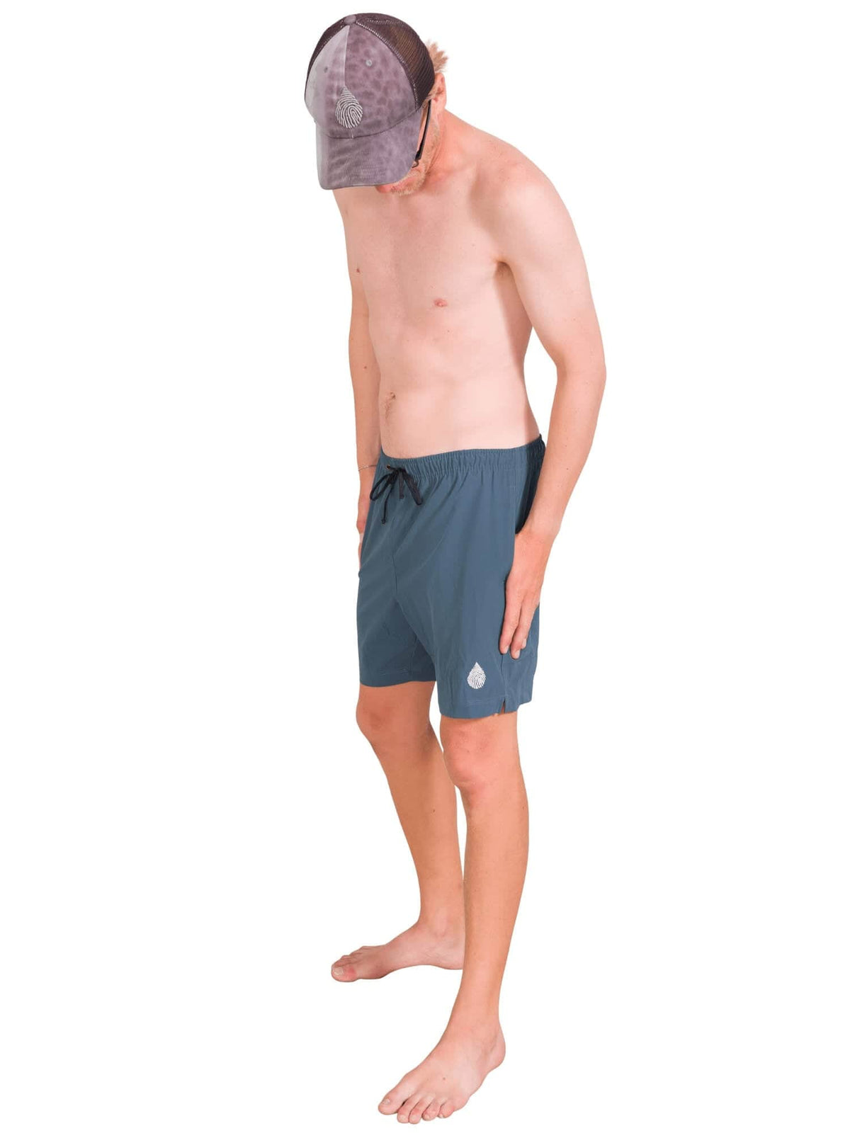 Model: Jake is a shark scientist and educator with Field School. He is 5&#39;10&quot;, 135lbs and wearing a size S short.