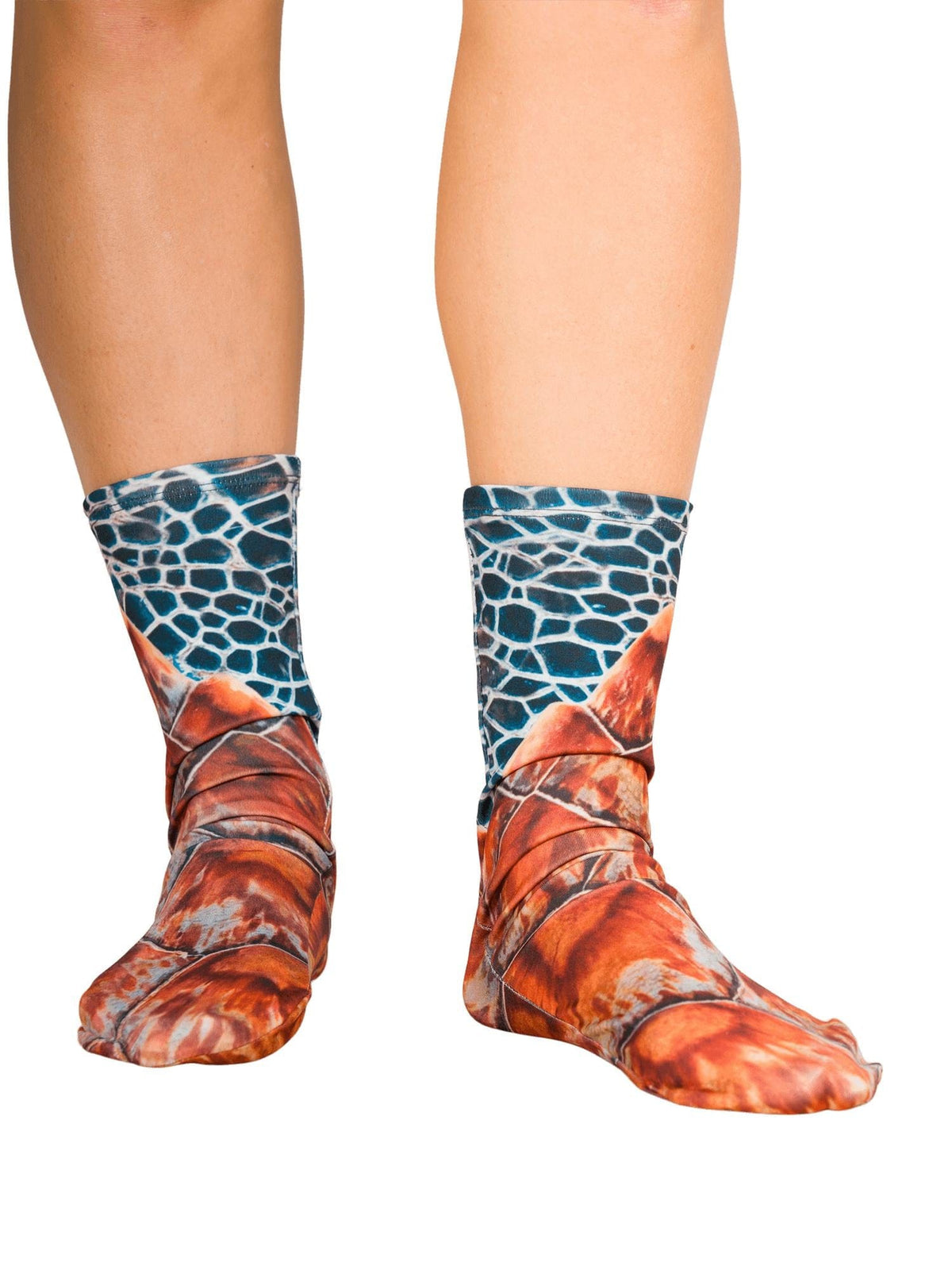 Model: Kendall wears a size 8.5 women's shoe