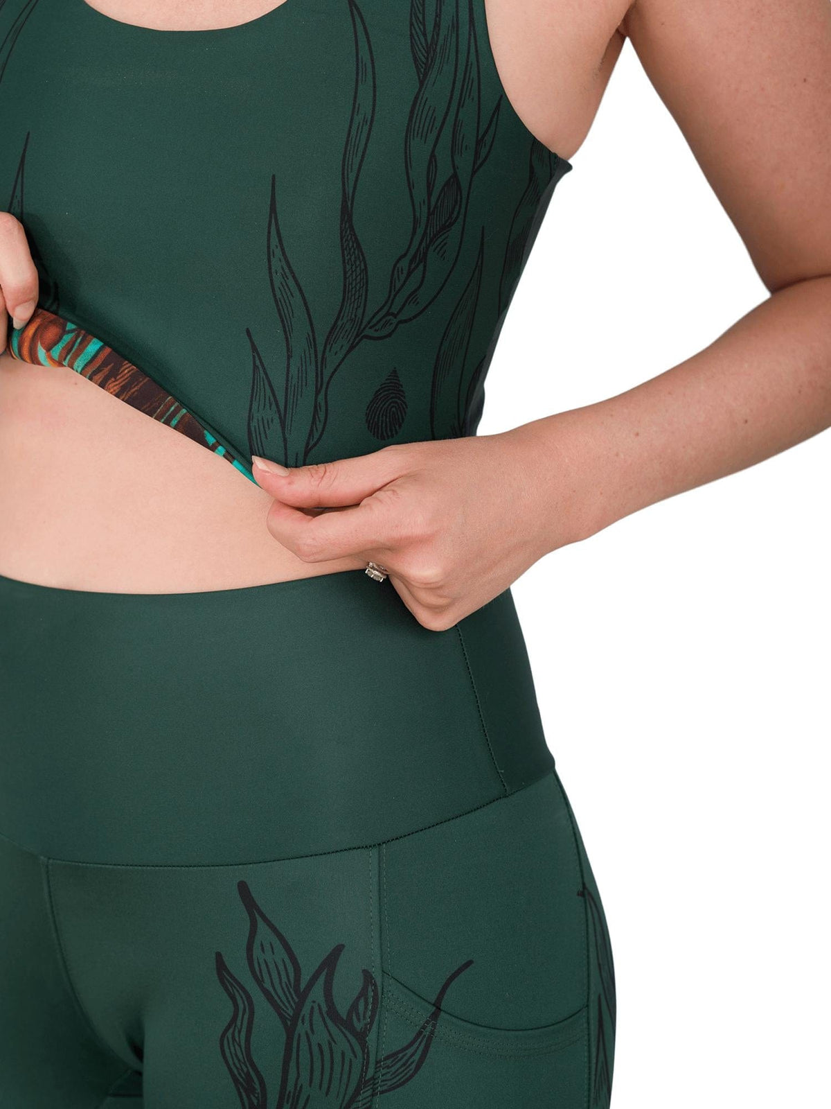 Kelp Line Art Leggings