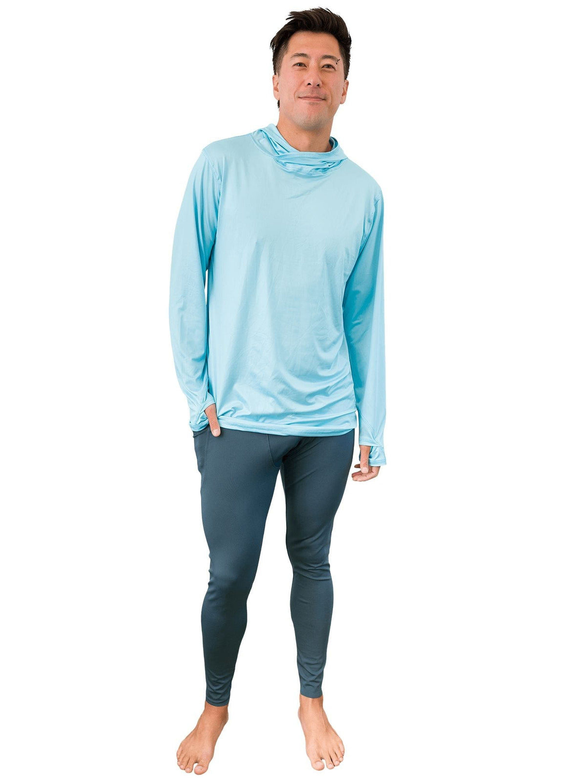 Model: Kevin is a marine and molecular biologist researching the impacts of ocean warming on corals. He is 6&#39;1&quot;, 175 lbs, and is wearing a size L.