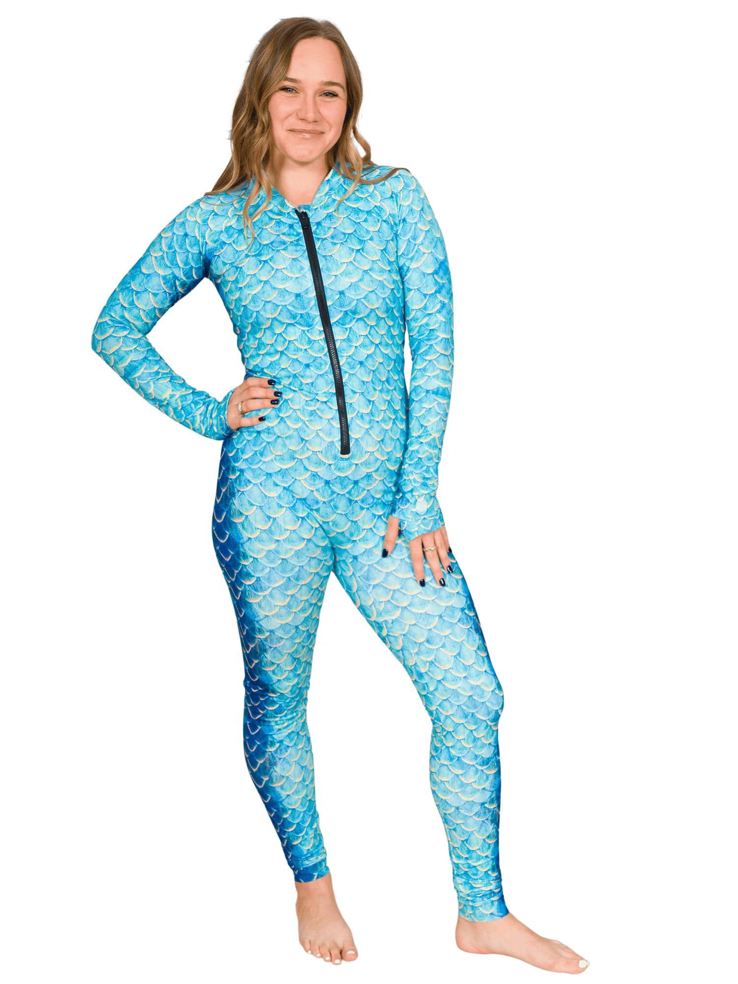 Model: Kendall is a marine biologist and environmental consultant. She is 5’4”, 150 lbs, 34C and Is wearing a size Mighty.