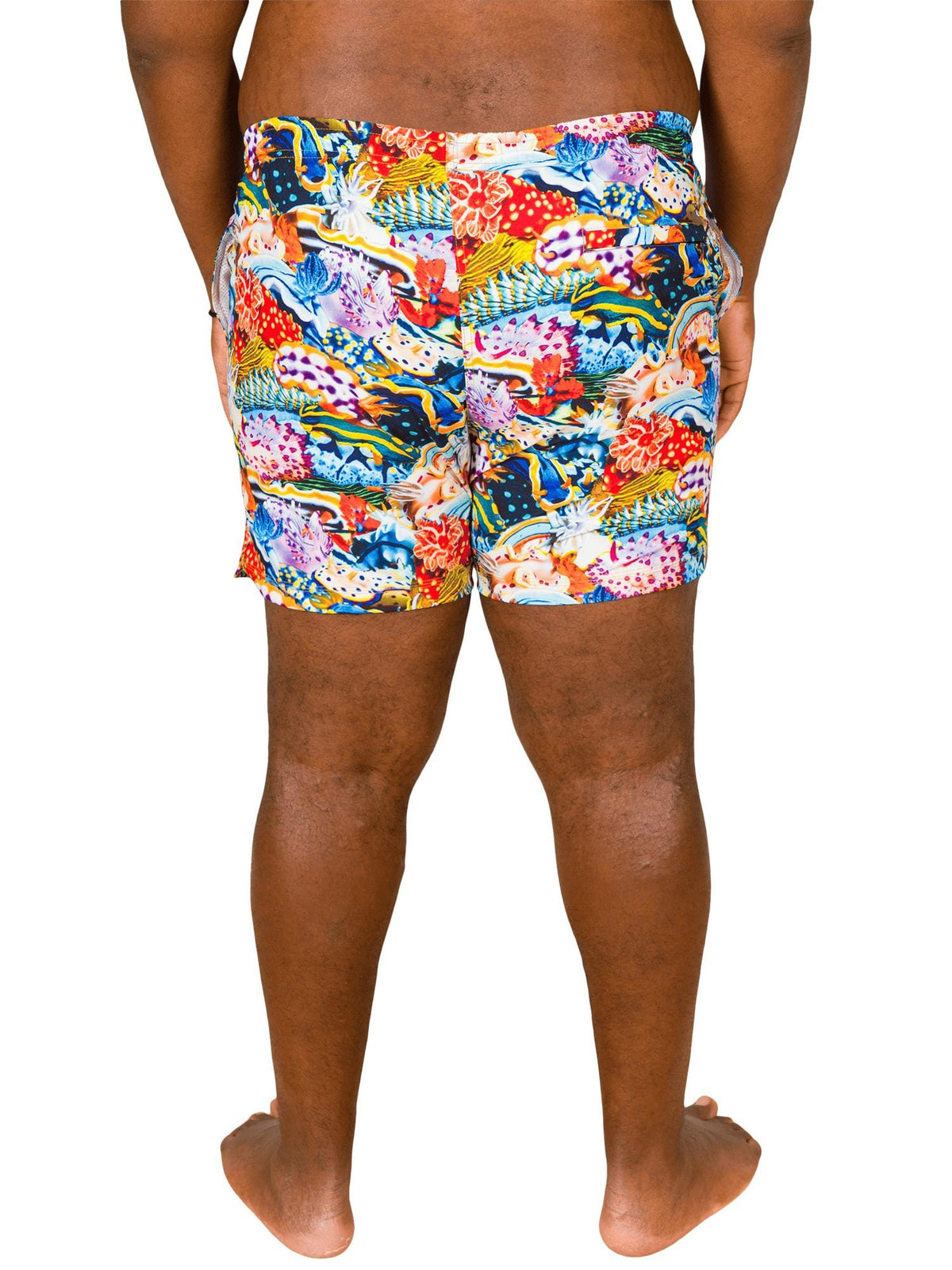 Model: Theo dedicates his free time to volunteering with local non-profits to remove debris from our waterways, and restoring habitats. He is 6'2", 260lbs, and wearing a size 2XL.
