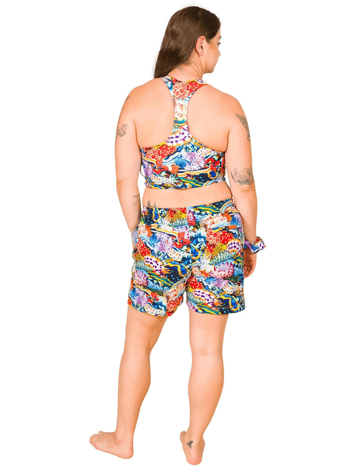 Model: Camilla is the Operations Manager here at Waterlust. She loves using her camera to communicate marine conservation issues. She is 5'8", 180 lbs, and is wearing size L.