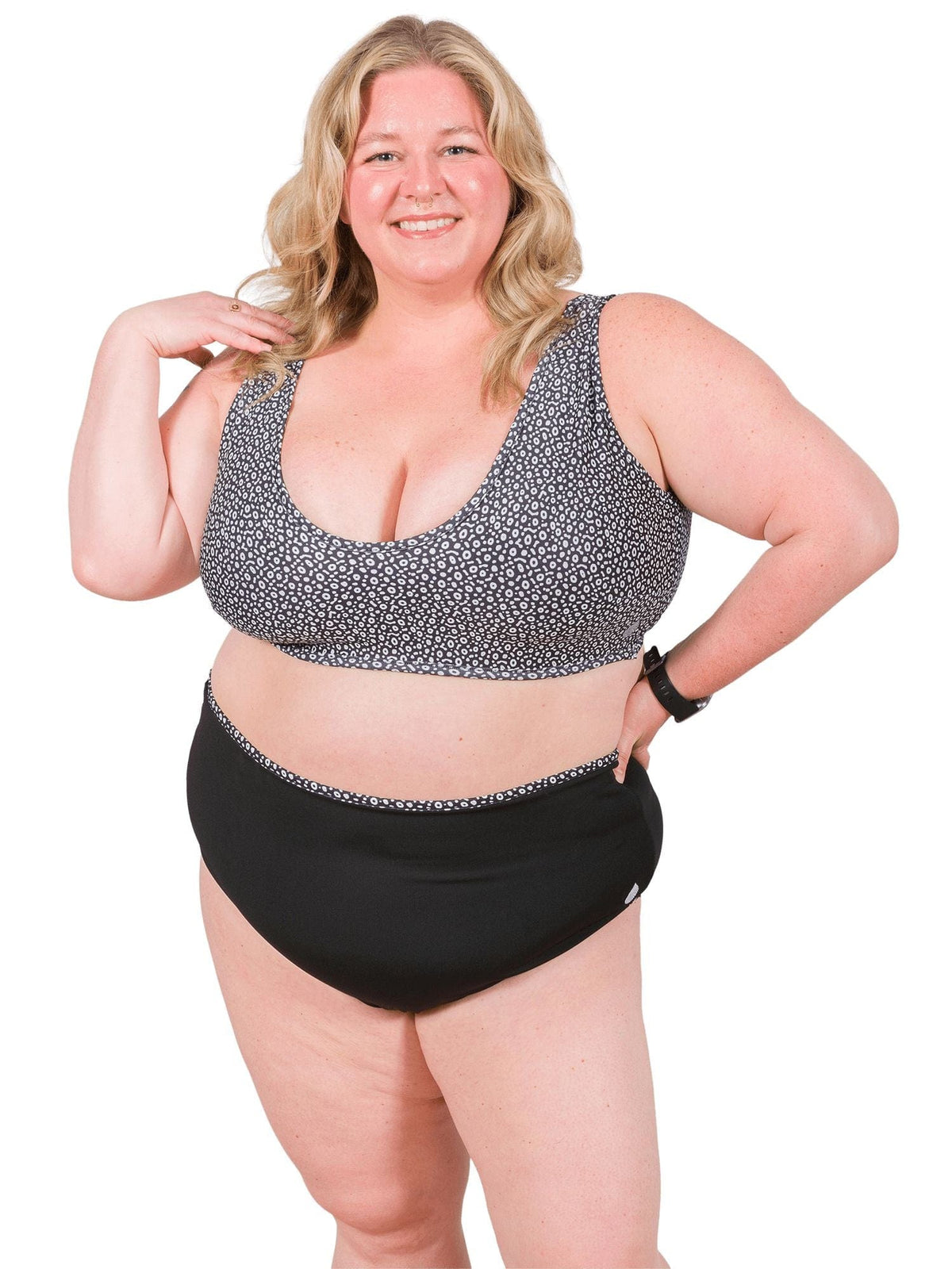 Model: Chelsea is a marine conservationist who believes that science is for everybody… and every BODY! She is 5&#39;2&quot;, 230 lbs, 42F and is wearing a 3XL Scoop Bikini Top and 2XL High-Waisted Bikini Bottom.