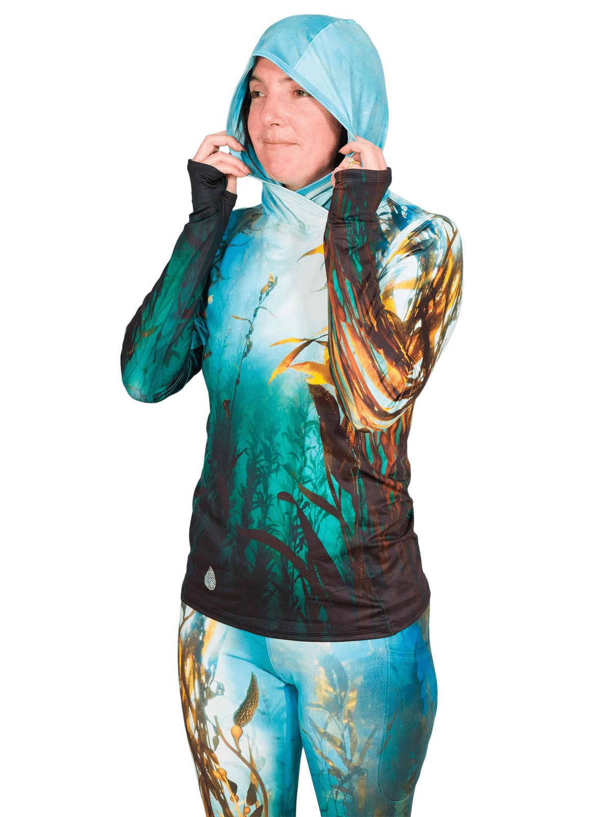 Model: Maddie is the Program & Outreach Director at Debris Free Oceans and a restoration ecology educator. She is 5'8", 135lbs, and wearing a size M.