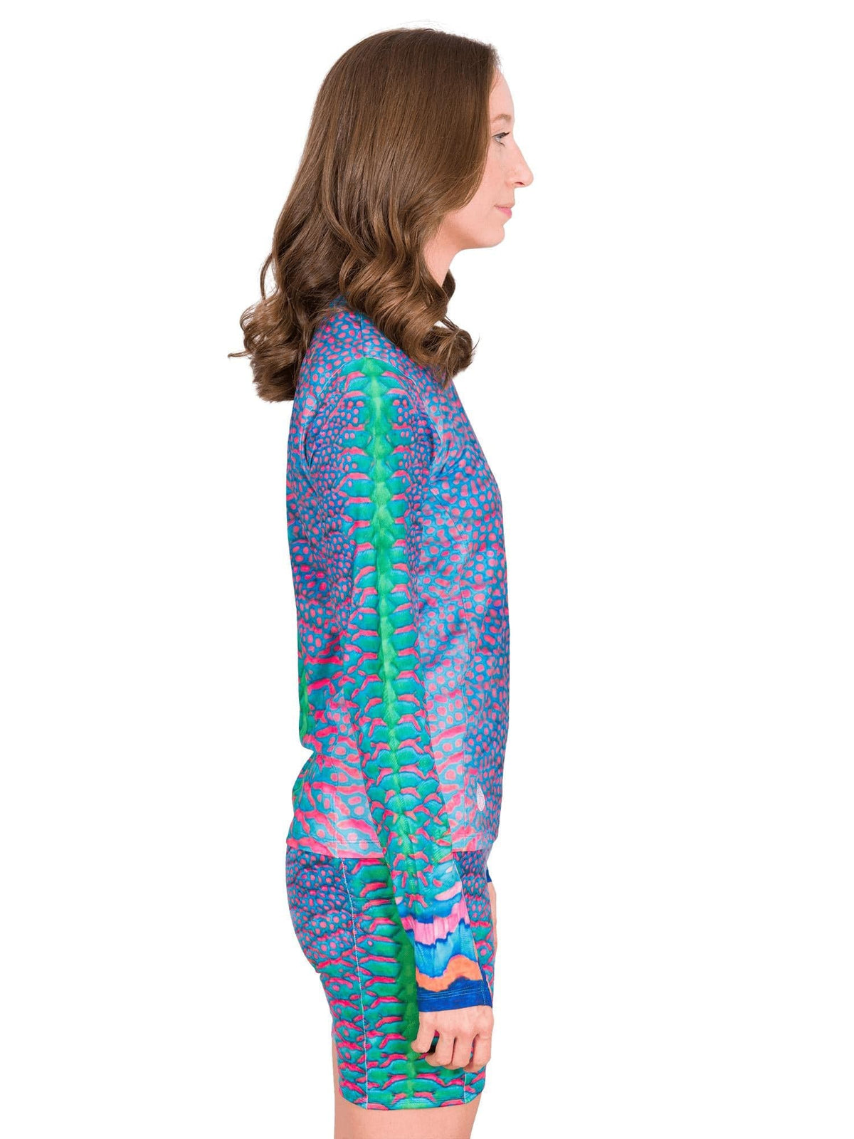 Katherine is a marine biologist and environmental scientist. She is 5&#39;8&quot;, 120 lbs, 32B and is wearing a size XS Women&#39;s Crew Neck Sun Shirt and S shorts.