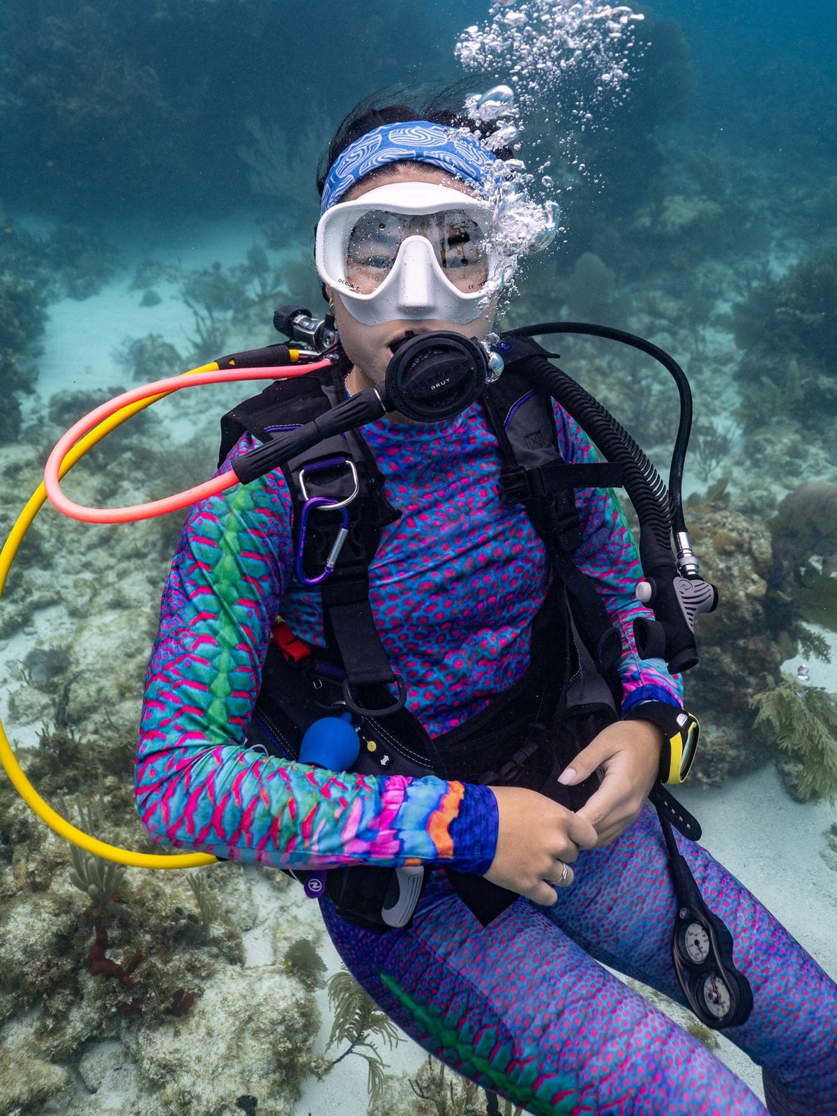 WOMEN&#39;S Parrotfish Protection Crew Neck Shirt