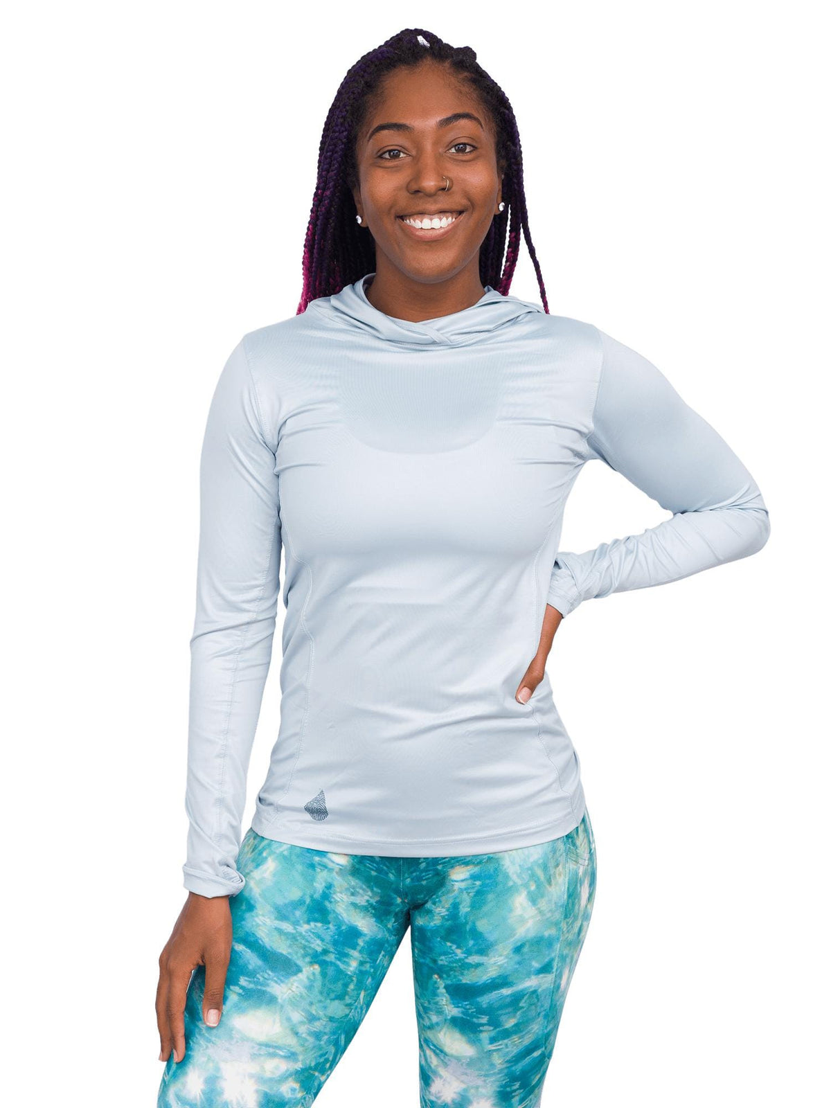 Model: Carlee is a shark &amp; sea turtle scientist and co-founder of Minorities in Shark Sciences. She is 5’7”, 145 lbs, 36C and is wearing a S sun shirt and M legging.